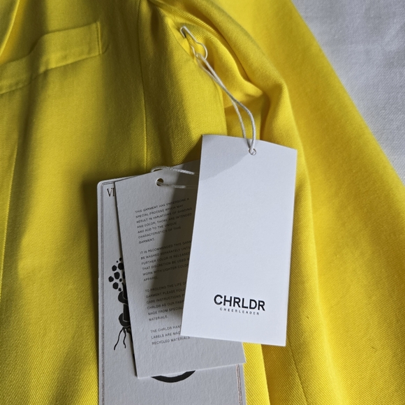 CHRLDR I NWT M Bright Yellow Janet Ovwrsized Lyocell Blazer - Picture 6 of 9